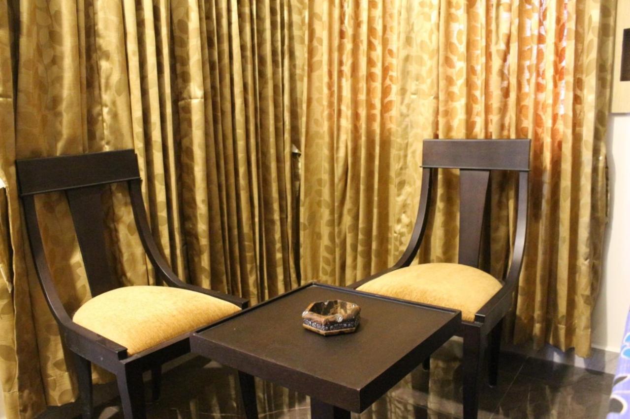 The Lavish Moon Hotel Yercaud Bagian luar foto